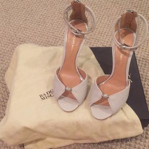 Badgley Mischka Kaydyce white leather heels